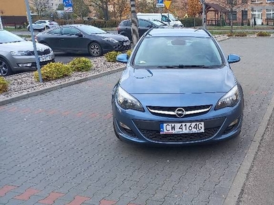 Opel Astra poliftowa