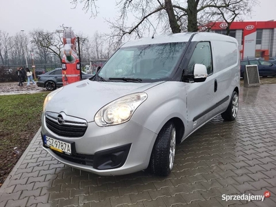 Opel Combo D 1.3 90 koni 2014 Tłusta opcja xD