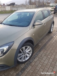 Opel Insygnia Sports Tourter-facelift/2.0 CDTI/163 Km/4×4/au