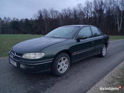 Opel Omega 2.0 136km