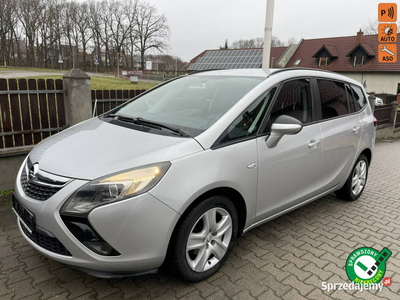 Opel Zafira 1,4 turbo 140 ps ładna opłacona z Niemiec. C (2…