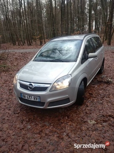 Opel Zafira 7-osobowa 2005r