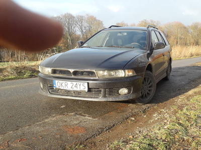 Sprzedam Mitsubishi galant 2.0 16 v lpg sprawna klimatyzacja