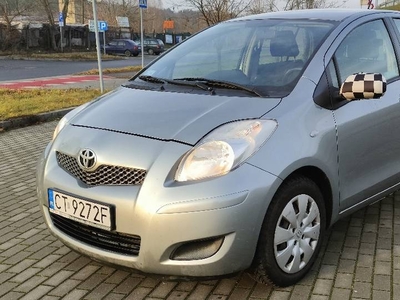 Toyota Yaris 1,3 benzyna Automat salon-pl 74tys km