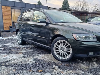 Volvo V50 2.0D • 2005r • Ładne • PT12.2024r • Hak • Tempomat