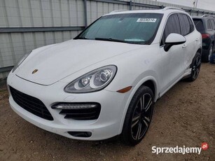 2013 PORSCHE CAYENNE TURBO