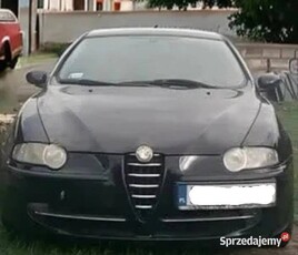 Alfa Romeo 147 1.6TS (benz) 2001r