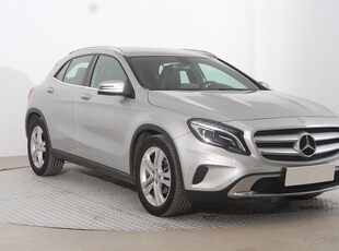 Mercedes-Benz Klasa GLA I , Serwis ASO, Automat, Skóra, Navi, Xenon, Bi-Xenon, Klima,