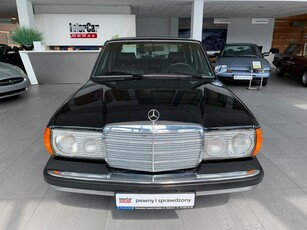 Mercedes W123