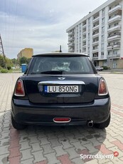 Mini Cooper R56 1.6 benzyna 120km 2007r