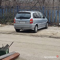 Opel Zafira A bogate wyposażenie