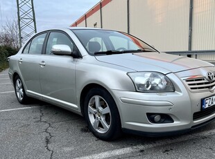 Toyota Avensis II Toyota Avensis T25 2.2 D-4D 110 kW 2008 r. Sol