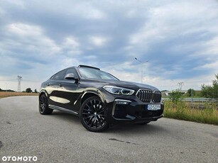 Używany BMW X6M 2021