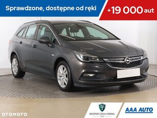 Używany Opel Astra 2016