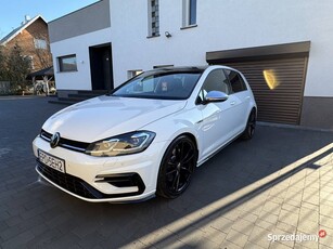 VW Golf 7,5R Salon PL Akrapovic Virtual Cockpit Dynaudio DCC Panorama