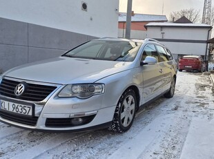 VW PASSAT B6. XENON. NAWIGACJA. KAMERA COFANIA! STAN DOBRY !