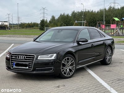 Audi A8 3.0 TDI clean diesel Quattro