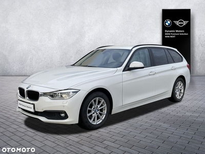 BMW Seria 3 318d Advantage