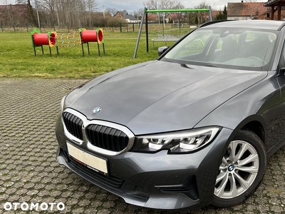 BMW Seria 3 318d Advantage