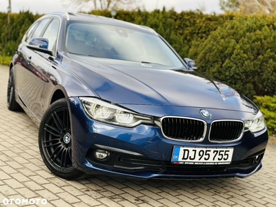 BMW Seria 3 318d Sport Line