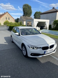 BMW Seria 3 318d Touring