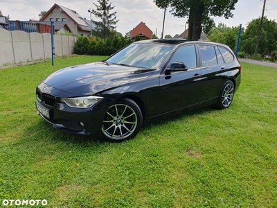 BMW Seria 3 320d Sport Line