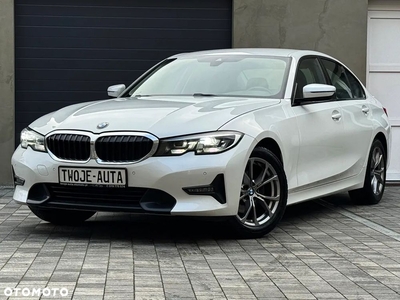 BMW Seria 3 320d Sport Line