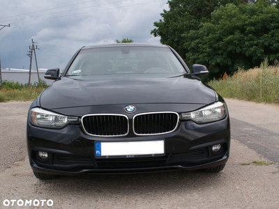 BMW Seria 3 320d Touring Advantage