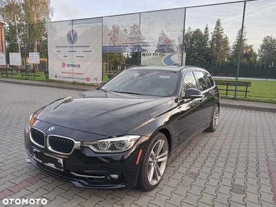 BMW Seria 3 320d Touring Sport Line