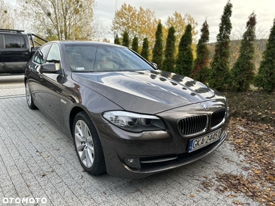 BMW Seria 5 528i