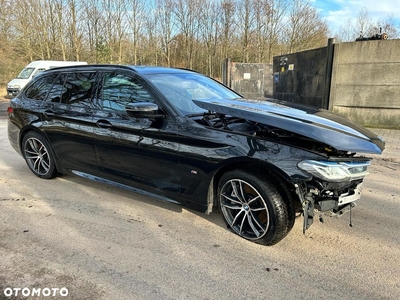 BMW Seria 5 530d mHEV M Sport sport