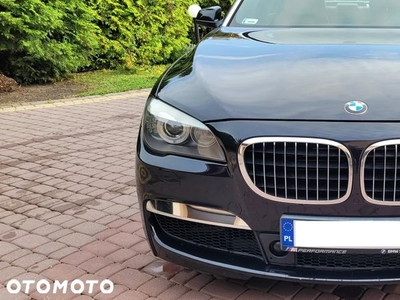 BMW Seria 7 750i L xDrive