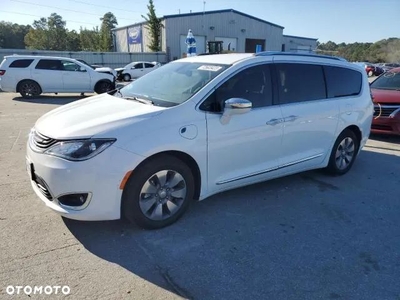 Chrysler Pacifica