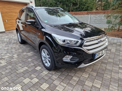 Ford Kuga 1.5 EcoBoost 2x4 Business Edition