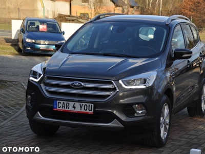 Ford Kuga 1.5 EcoBoost 2x4 Titanium