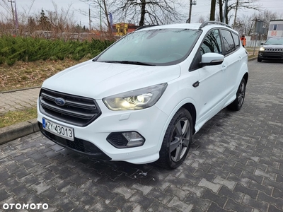 Ford Kuga 2.0 TDCi 4x4 ST-Line