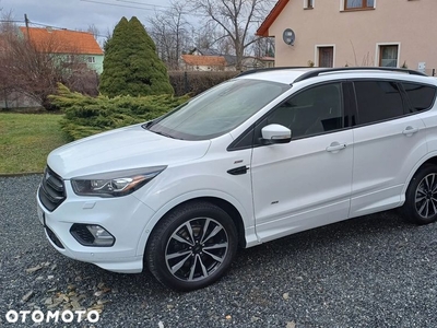 Ford Kuga 2.0 TDCi 4x4 ST-Line