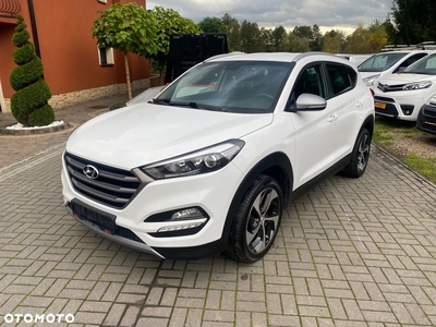 Hyundai Tucson blue 1.7 CRDi 2WD Style