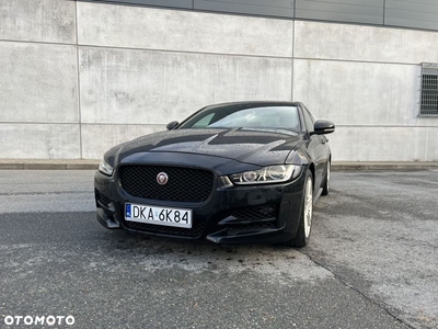 Jaguar XE 2.0 D R-Sport