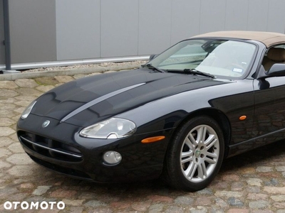 Jaguar XK8