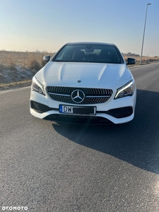 Mercedes-Benz CLA 220 4-Matic AMG Line