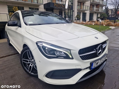 Mercedes-Benz CLA 220 4-Matic AMG Line