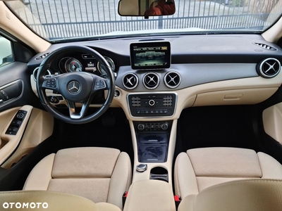 Mercedes-Benz GLA 200 7G-DCT