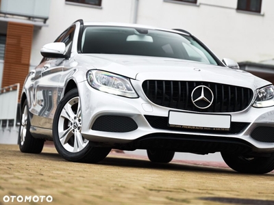 Mercedes-Benz Klasa C 180 (BlueTEC) d T 7G-TRONIC