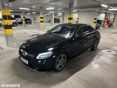 Mercedes-Benz Klasa C 220 d 9G-TRONIC AMG Line