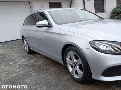 Mercedes-Benz Klasa E 220 d 9G-TRONIC