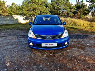 Nissan tiida