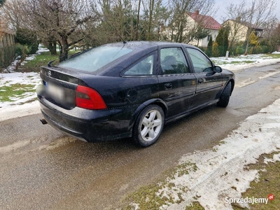 Opel vectra b 1.8 benzyna