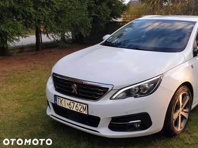 Peugeot 308 BlueHDi FAP 130 EAT8 Stop & Start Tech Edition