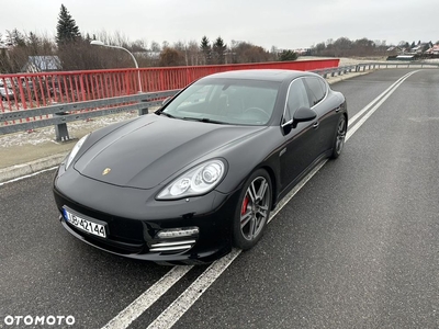 Porsche Panamera 4S